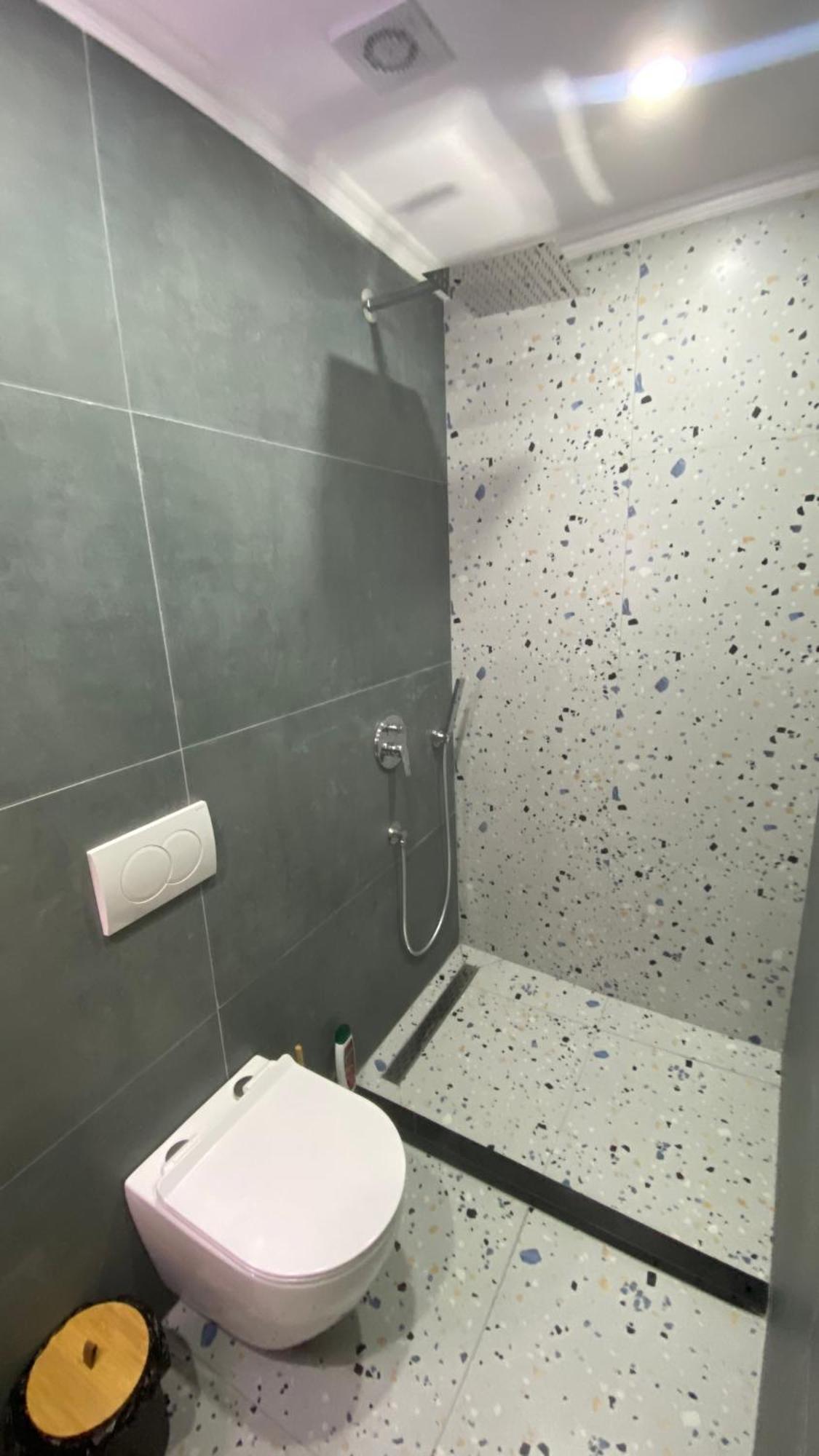 Guest House Luli Strumi Берат Экстерьер фото
